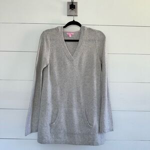 Lilly Pulitzer Gray Women’s Medium 100% Cashmere Hooded Sweater